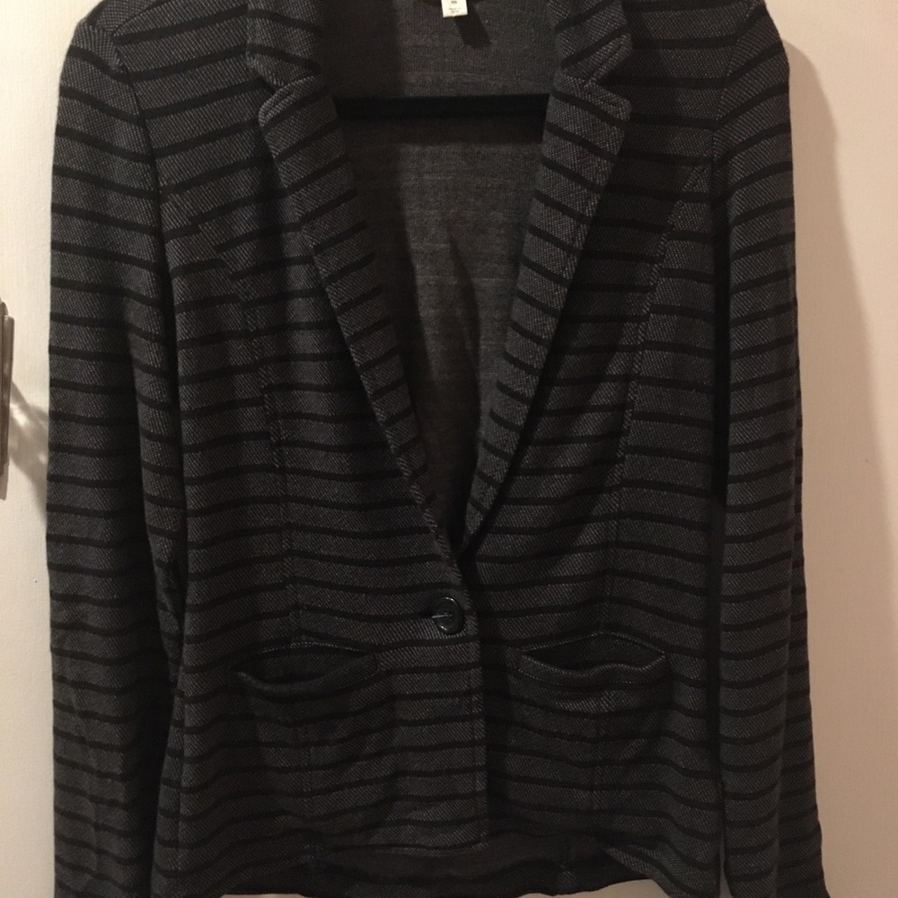 Caslon (Nordstrom) knit blazer.